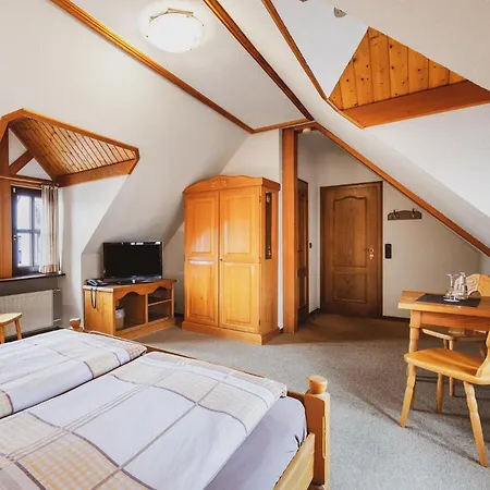 Fremden- Und Monteurzimmer 