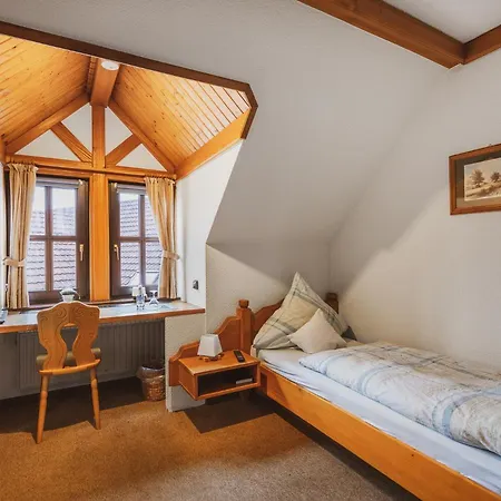 Fremden- Und Monteurzimmer 