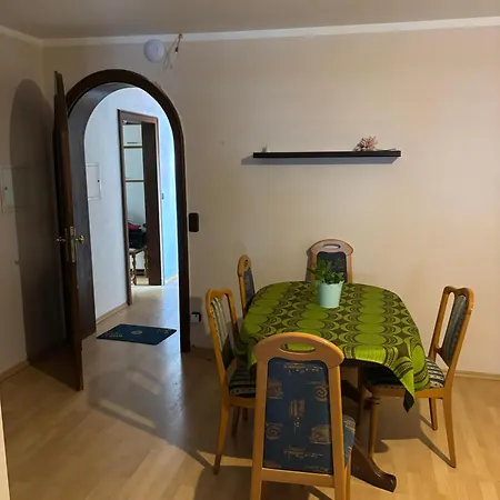 Fremden- Und Monteurzimmer 