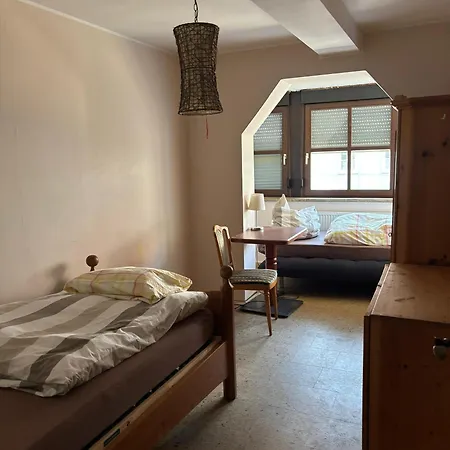 Fremden- Und Monteurzimmer 